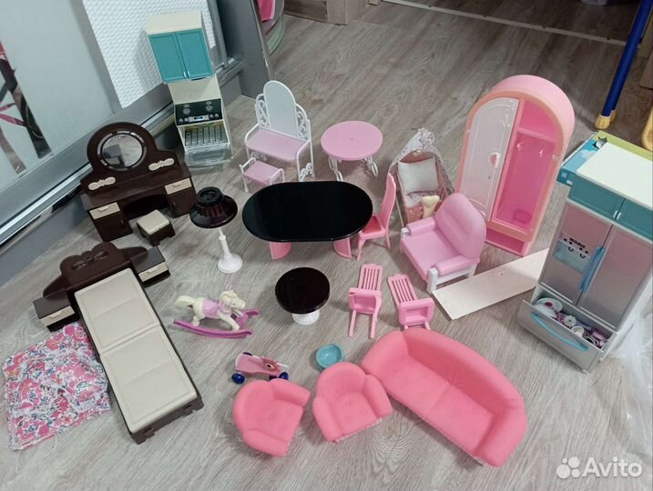 Домик кукольный 