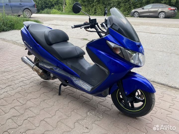 Suzuki skywave 250