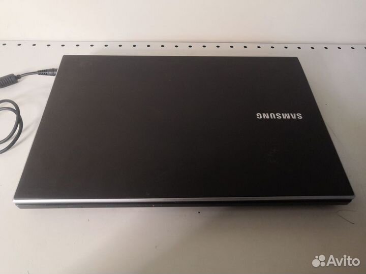 Ноутбук Samsung np305v5a