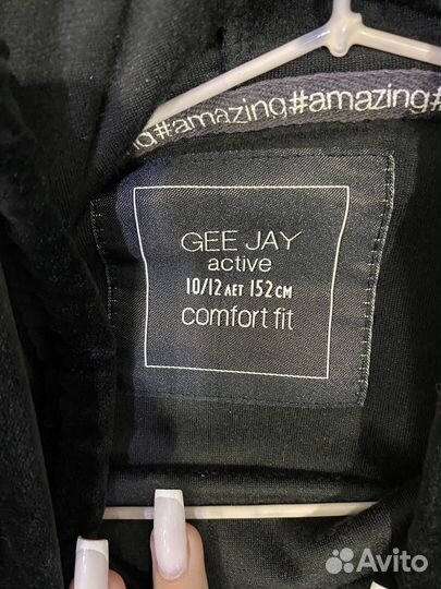 Укороченная кофта