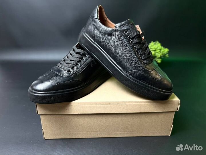 Кроссовки Armani