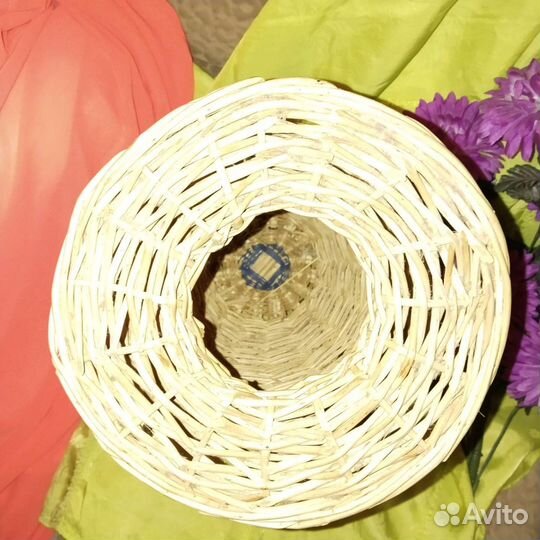 Корзина плетеная