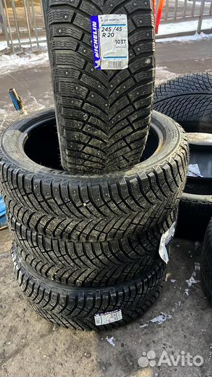 Michelin X-Ice North 4 SUV 245/45 R20