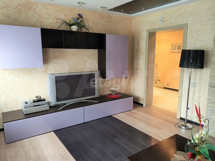 Дом 163,2 м² на участке 6,5 сот.