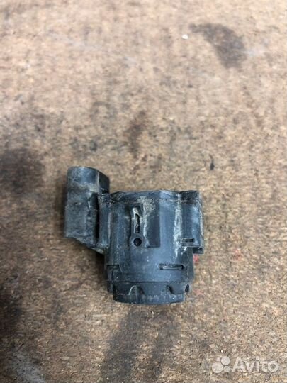 Б/У Датчик парктроник В хорошем состоянии