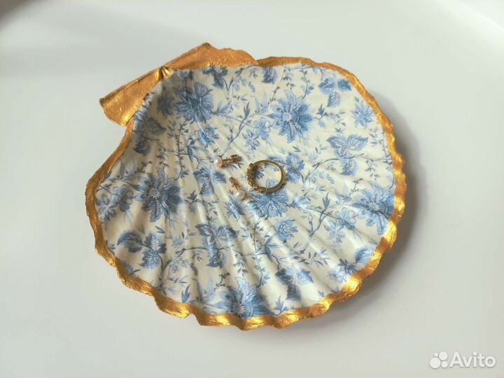 Блюдце для украшений из морского гребешка