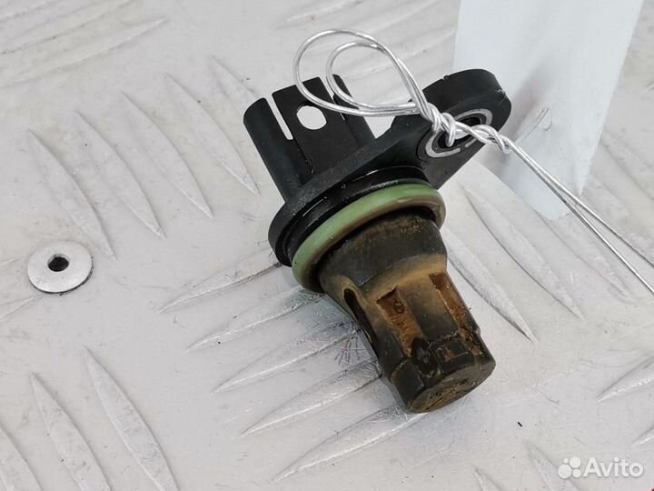 Датчик распредвала BMW X5 E70 2010 13627525014