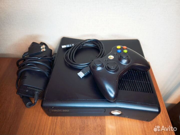 Xbox 360 500Gb 76игр Freeboot