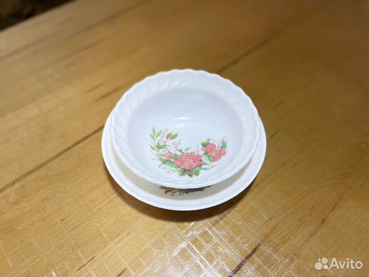 Посуда из пластика