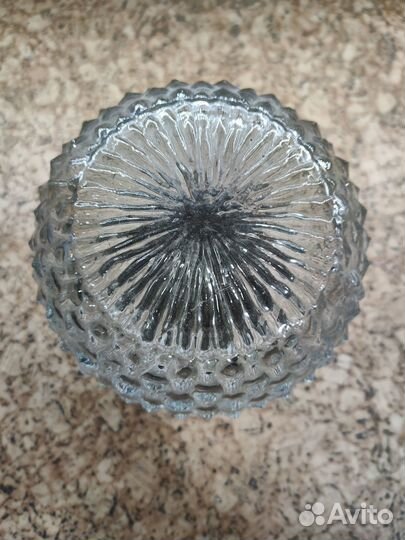 Светильник стеклянный с наклонным карб. основанием