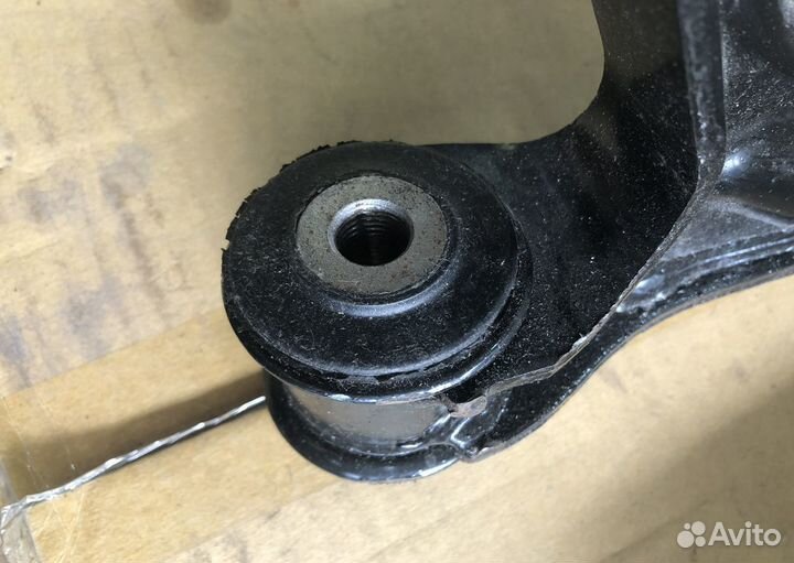 Рычаг передний RH Audi/Seat/Skoda/Volkswagen