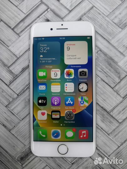 iPhone 8, 64 ГБ