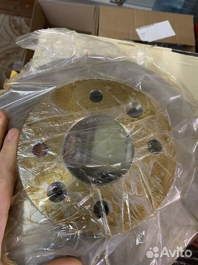 Тормозные диски на renault logan