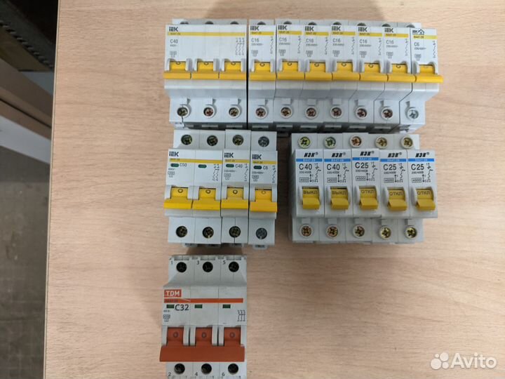 Schneider IEK Автоматические выключатели