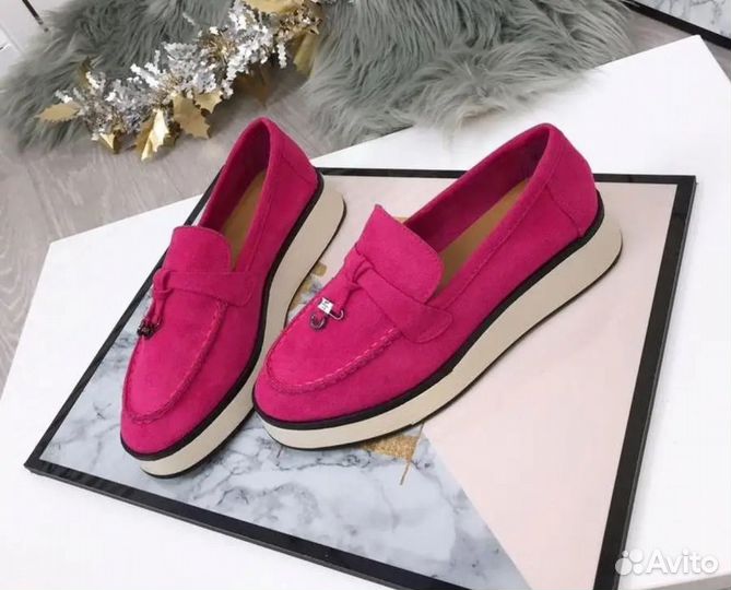 Лоферы женские новые