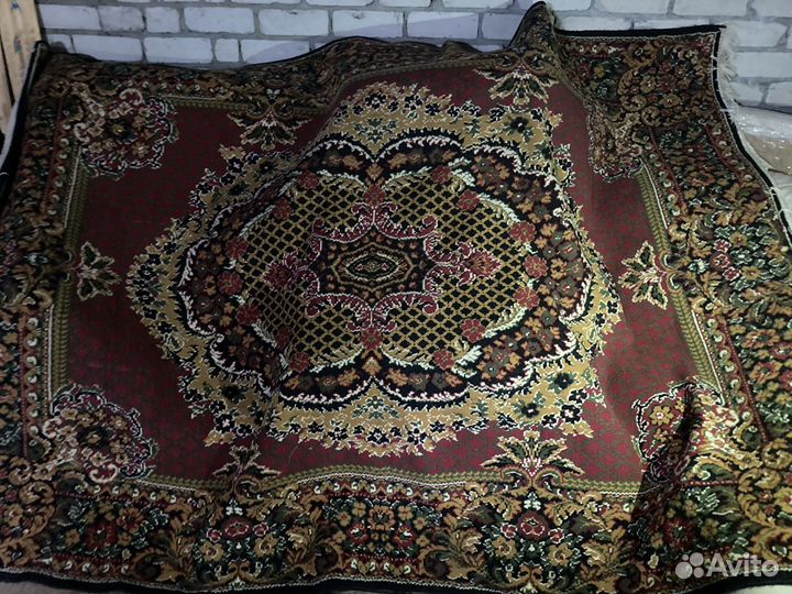 Ковер шерстяной