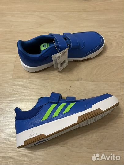 39/5 Новые кроссовки Adidas