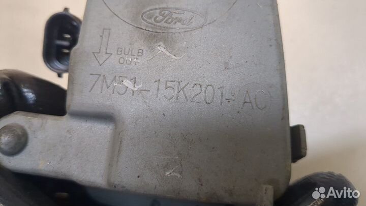 Фара противотуманная правая Ford C-Max