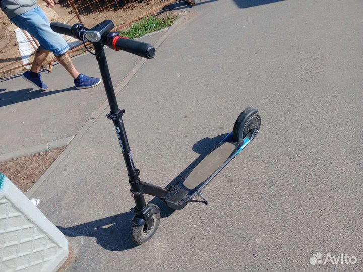 Razor электро самокат