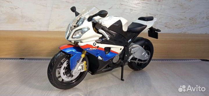 Модель мотоцикла BMW S1000 RR 1/12 1:12