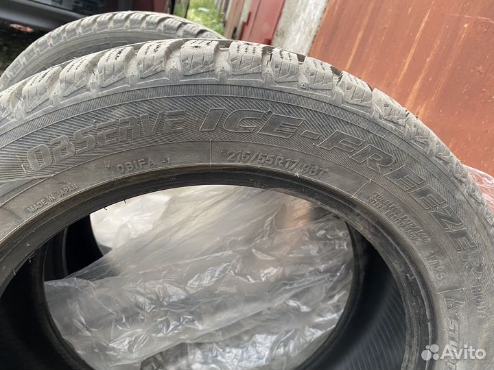Toyo Observe Ice-Freezer 215/55 R17