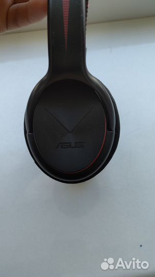 Беспроводные наушники Asus