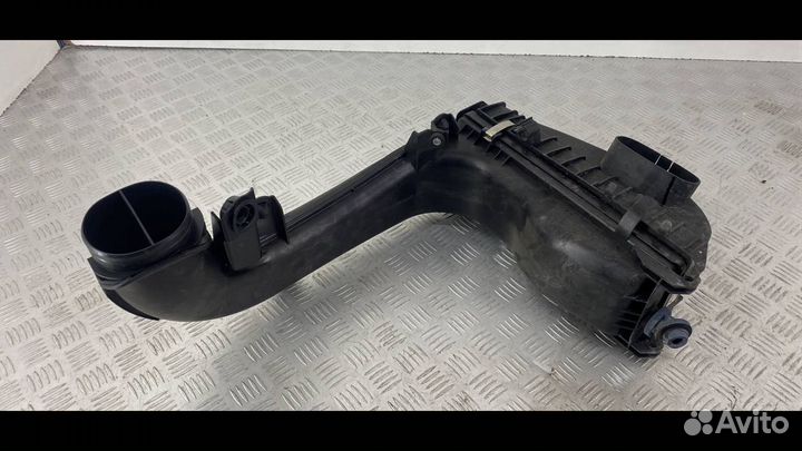 Корпус воздушногo фильтра BMW X5 F15 2015 8573869