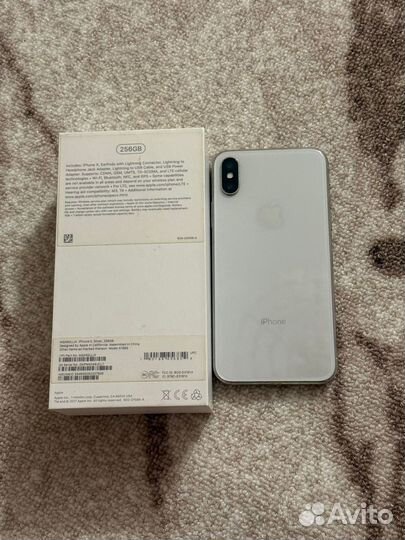 iPhone X, 256 ГБ