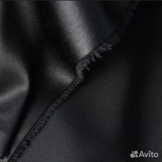 Отрез ткани Атлас Стрейч плотный