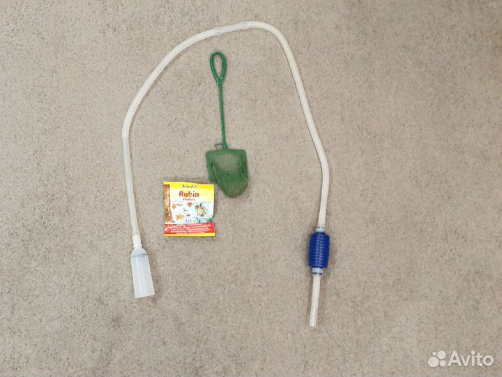 Аквариум со всем содержимым