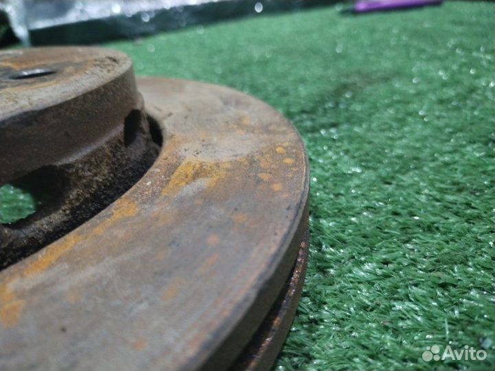 Диск тормозной передний правый Kia Spectra S6D