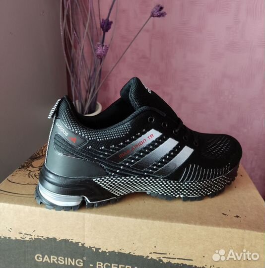 Кроссовки весна-лето