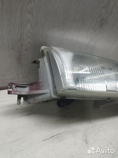 Правая фара Daewoo Nexia Деу Нексия