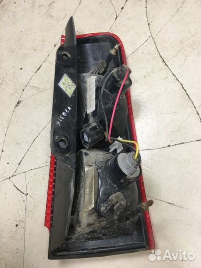 Фонарь левый верхний