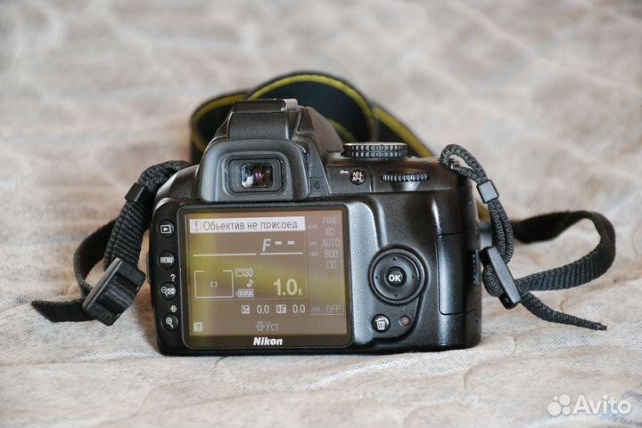 Nikon d3000 body
