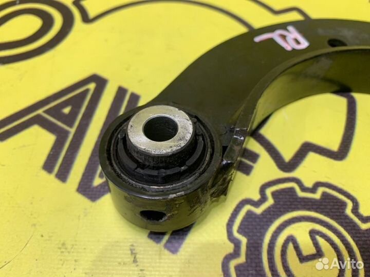 Рычаг задний левый Volkswagen Tiguan 5N1 2010