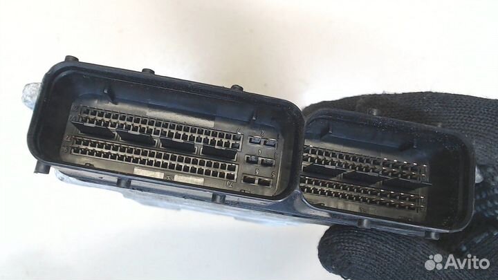 Блок управления двигателем Skoda Octavia (A5), 200