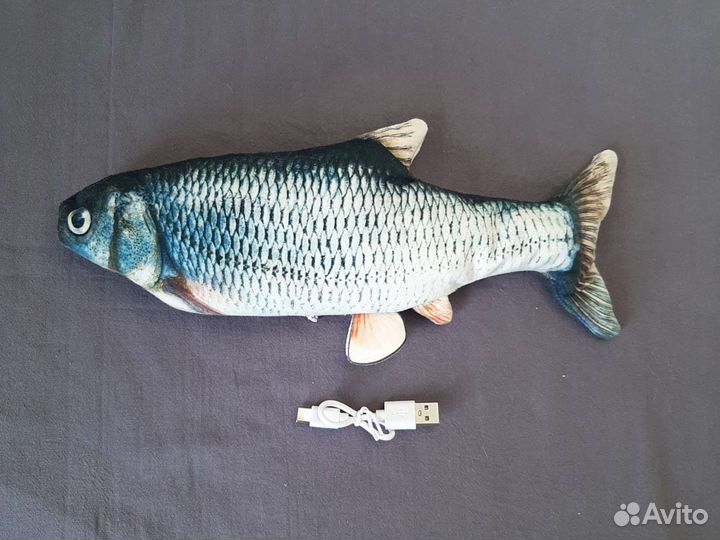 Игрушки для кошек живая рыба