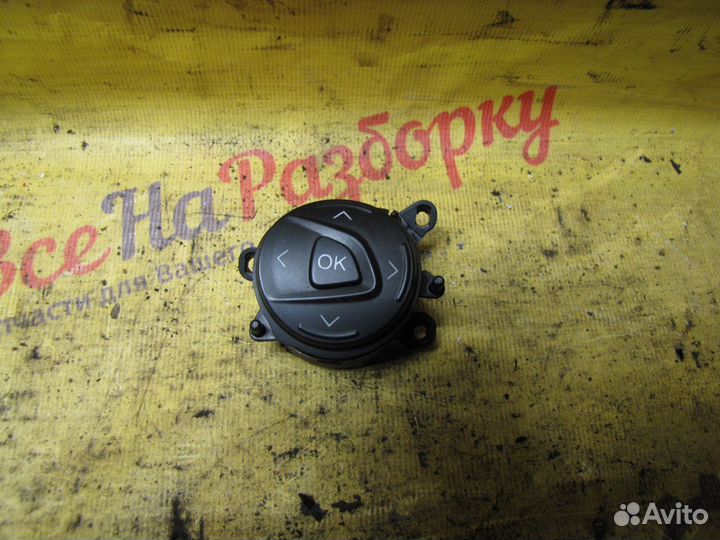 Кнопка руля левая Ford Focus 3