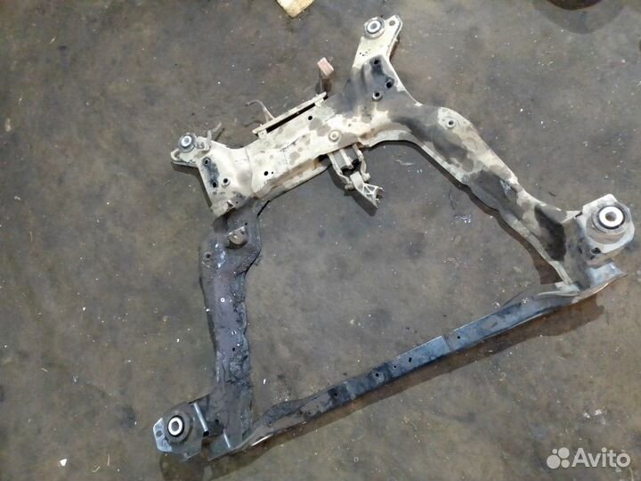 Балка подмоторная (Volvo S60)