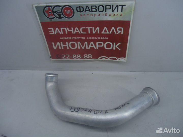 Патрубок интеркулера левый (Mercedes-Benz GLE)