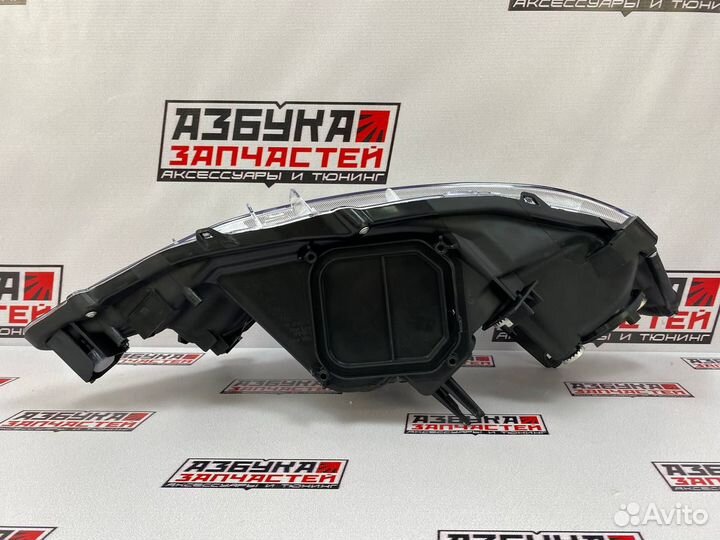 Набор. Фары Toyota Allion (260) 2010-2016г. 2 Модель. Светлые. Китай LH+RH