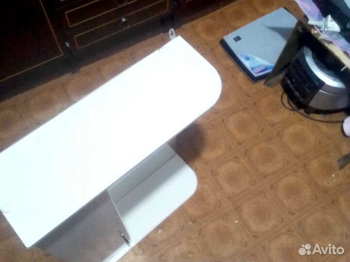 Полочка для ванной с зеркалом