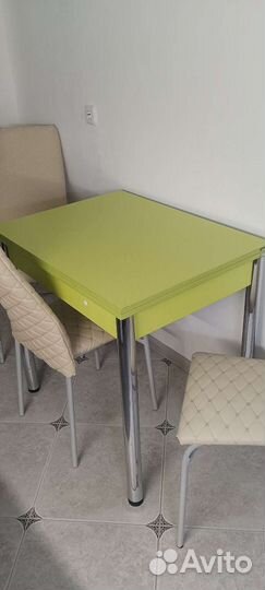 Кухонный стол