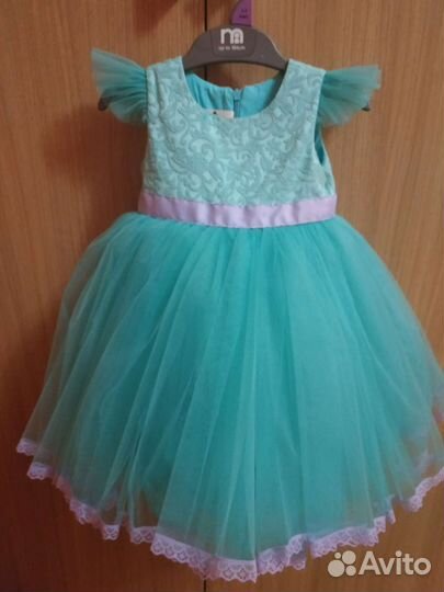 Платье нарядное