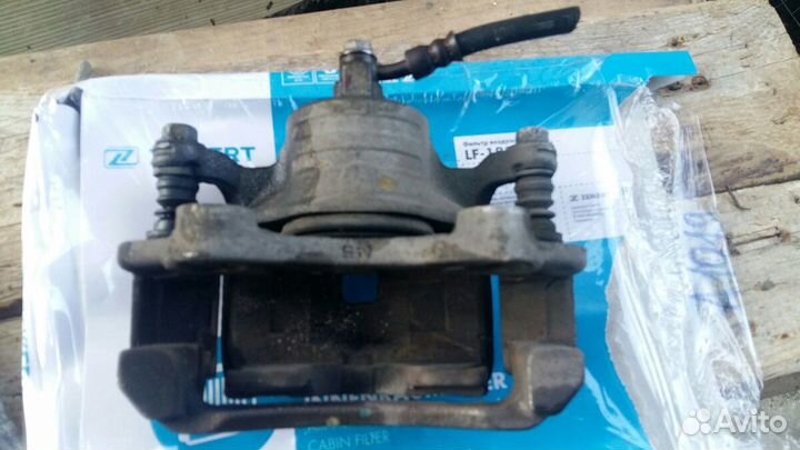 Суппорт ниссан ноут 12