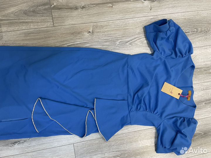 Платье женское новое 42 44