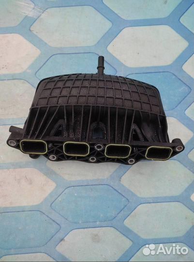 Коллектор впускной 03C129711AE