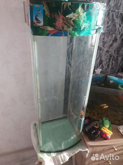 Продаётся аквариум