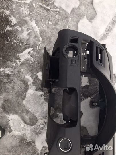 Торпедо Volkswagen Passat B6 2.0